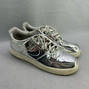 Nike Mens Silver Air Force 1 SP Liquid Metal Metallic Chrome Athletic Sneaker Sh